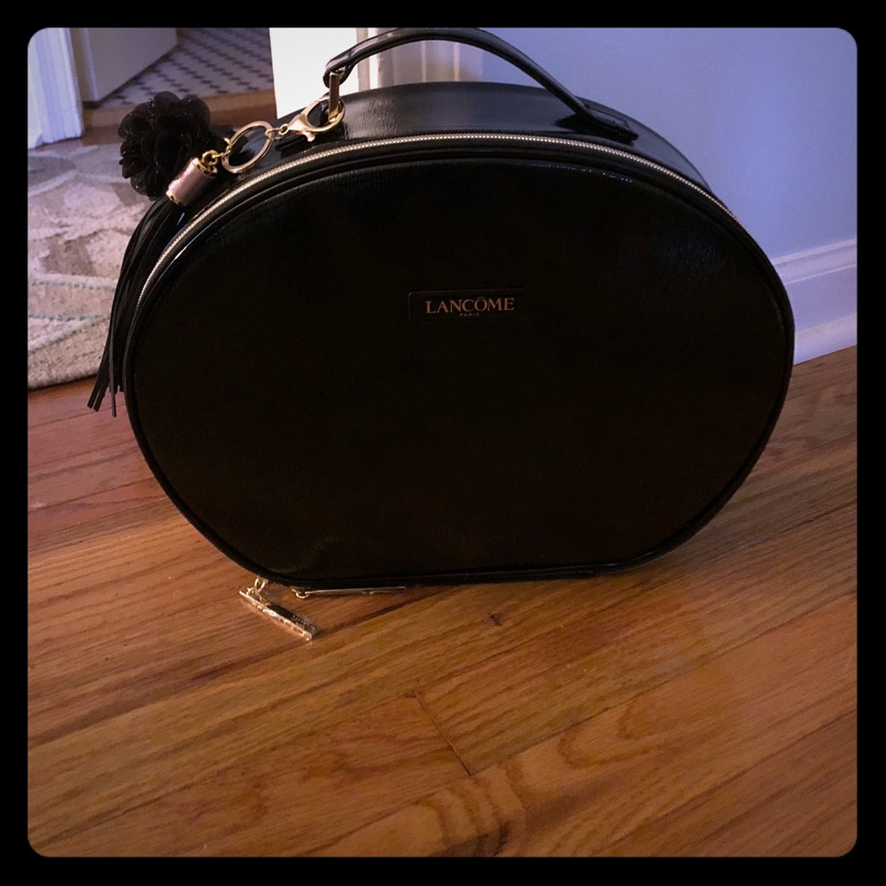 Brand new cosmetic bag!
